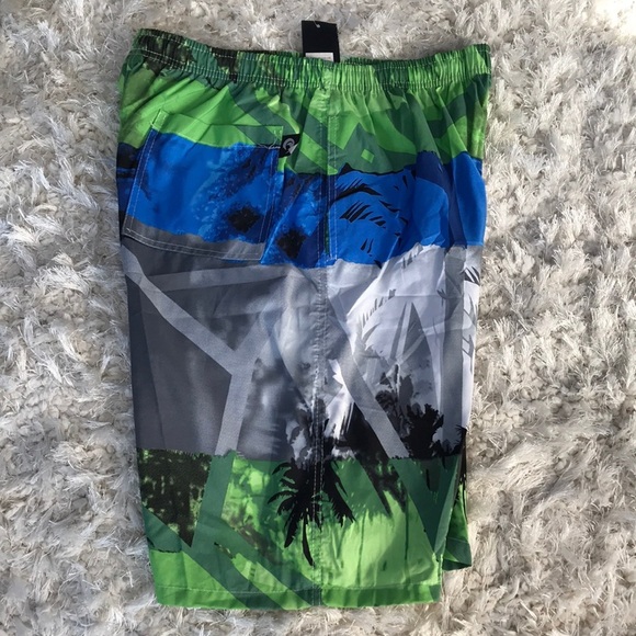 NWT, Men’s Bathing Suit 🌴 - Picture 1 of 4